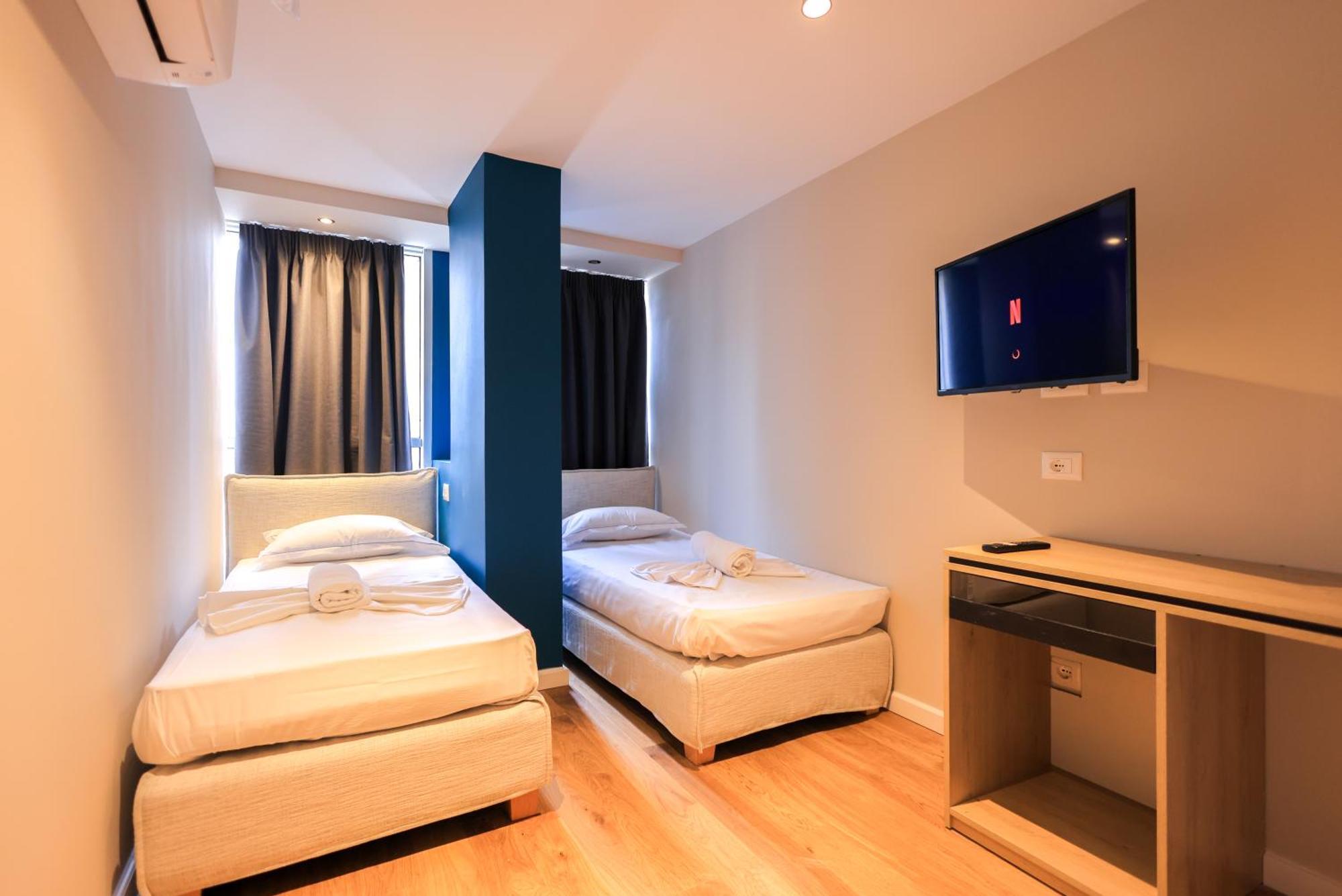 Grandstay Studios Durrës Extérieur photo