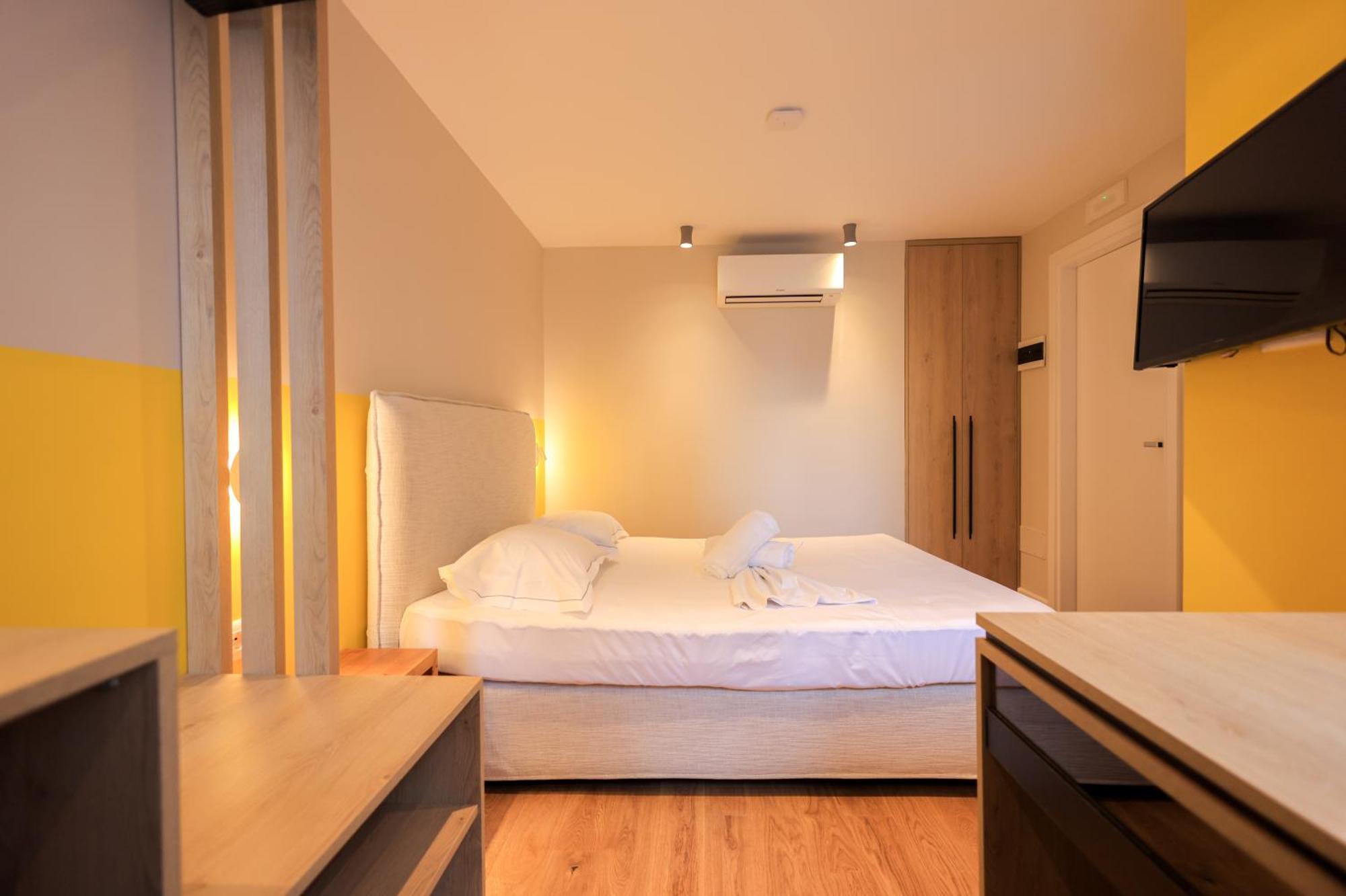 Grandstay Studios Durrës Extérieur photo